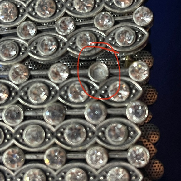 Large Clear Rhinestone Silver Toned Stretch Bracelet - Picture 5 of 7